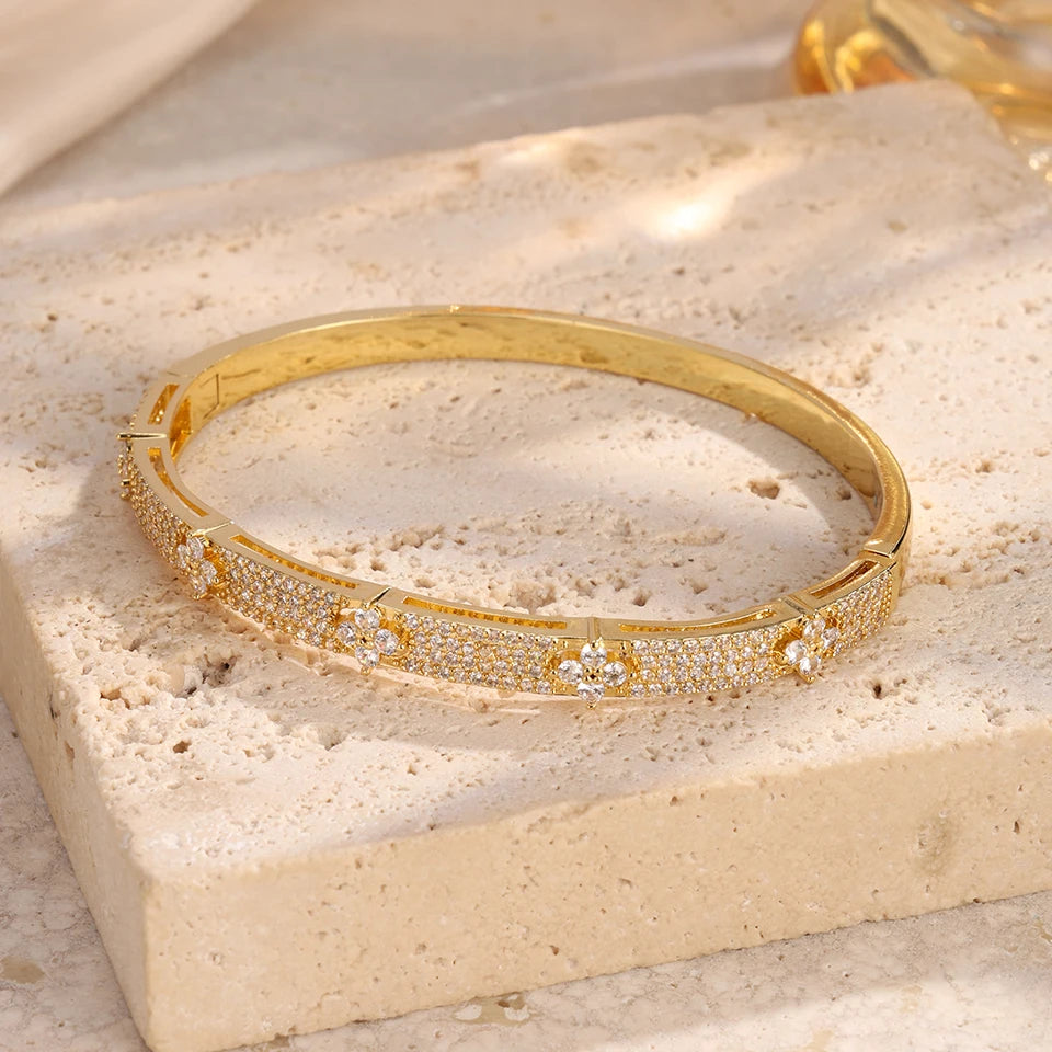 Luxury CZ Four-Leaf Flower Open Bracelet