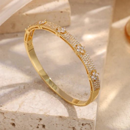 Luxury CZ Four-Leaf Flower Open Bracelet
