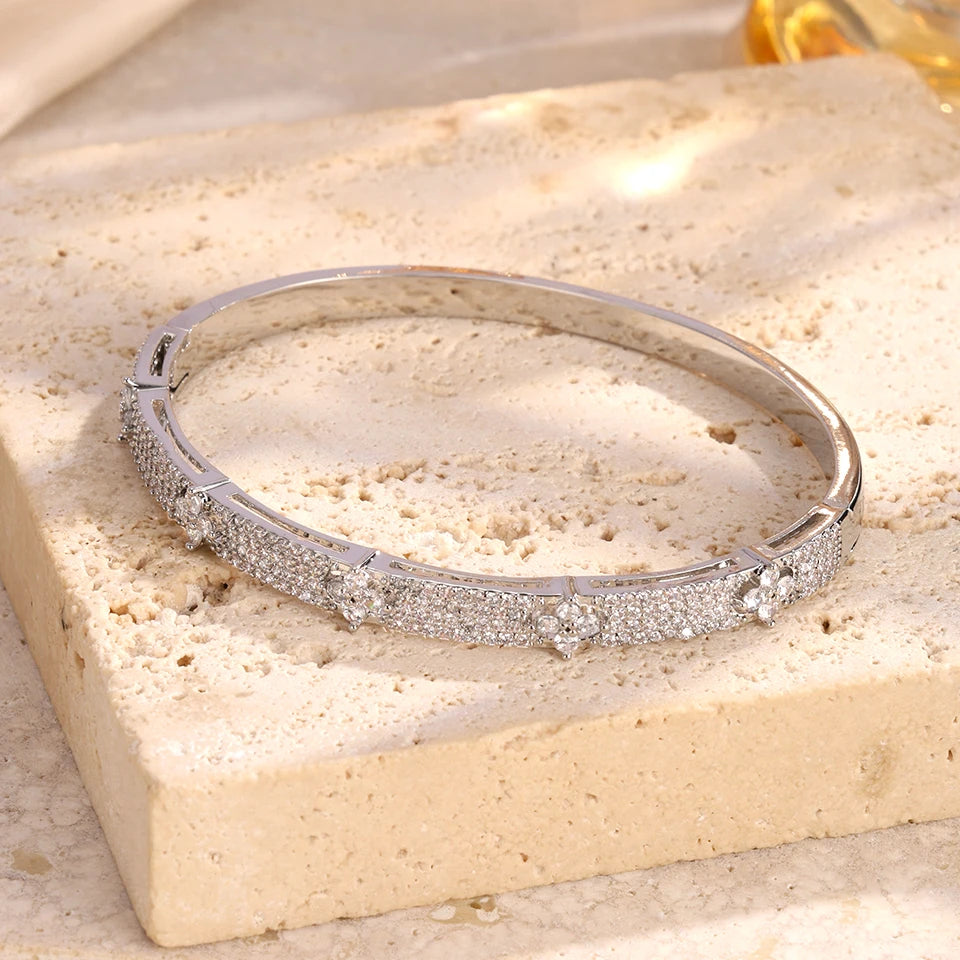 Luxury CZ Four-Leaf Flower Open Bracelet